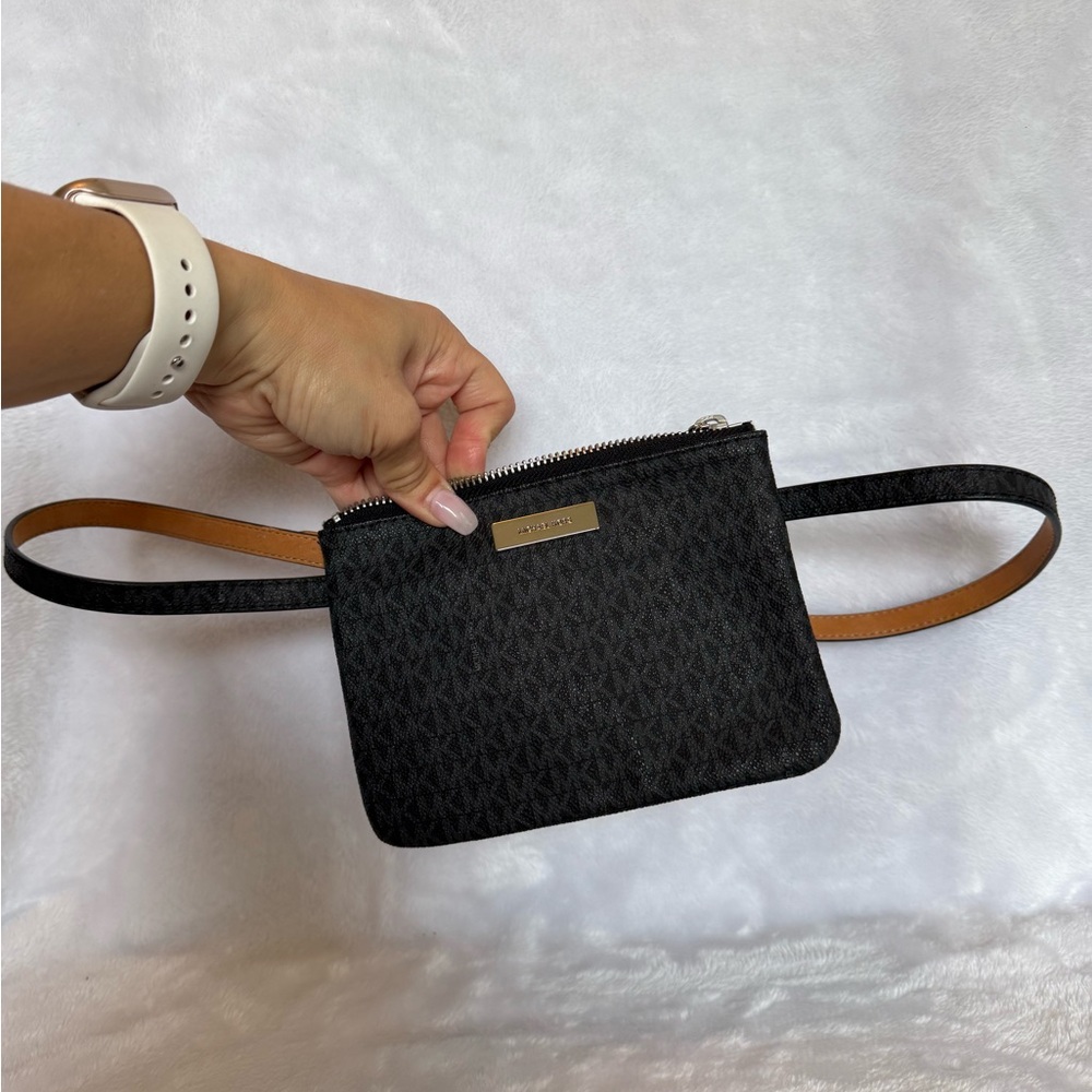 Michael Kors Black and Tan Wristlet
